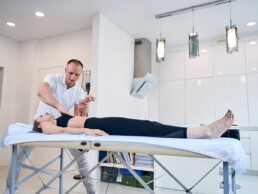 Componenti di arredo per studi di fisioterapia